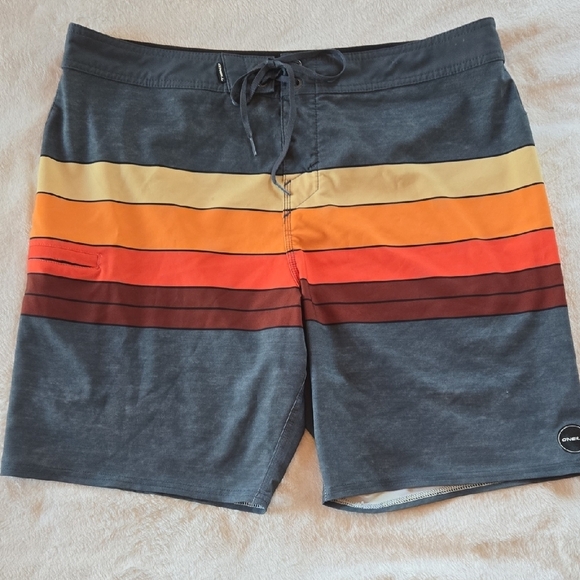 36" O'Neill HYPERFREAK Gray Orange Yellow Board Shorts w/ Retro Stripes On Trend - Picture 1 of 7